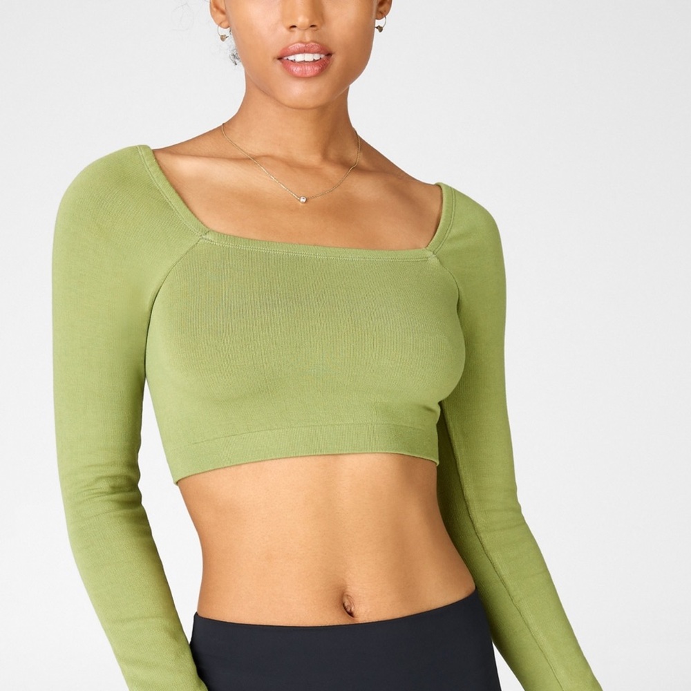 Fabletics Kinsley Cropped Seamless Long-Sleeve Size M
